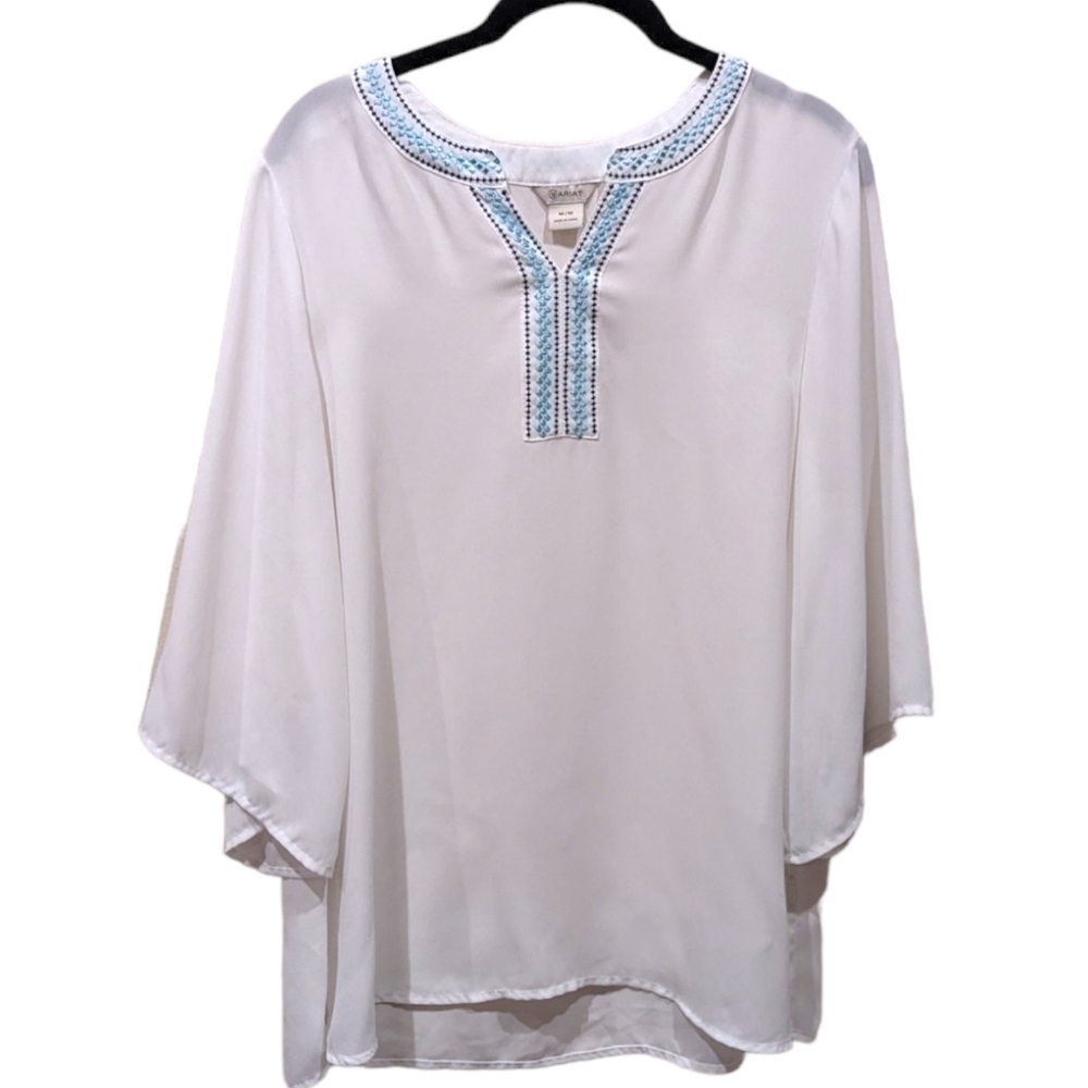 ARIAT Embroidered Lightweight Sheer 3/4 Sleeve V-Neck Coastal Cowgirl Top (M)
